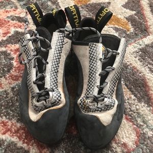 La Sportiva Womens Miura climbing shoe